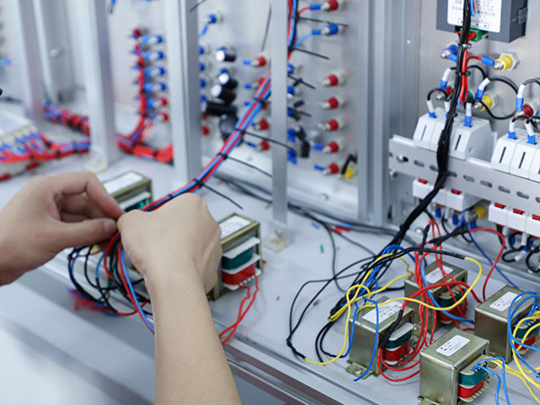 環(huán)境條件對控制箱結構設計的影響?