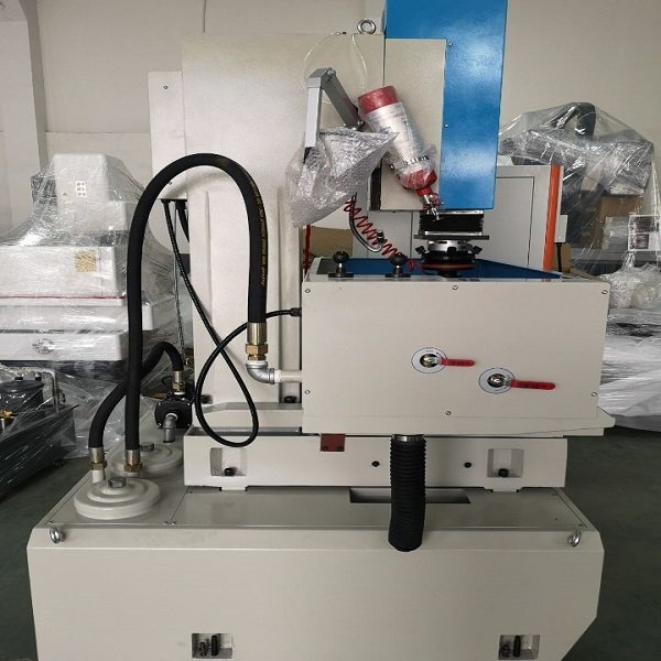 電火花成型機ZNC600