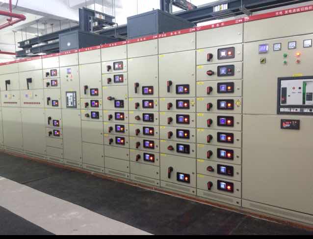 低压抽出式开关柜的工作原理是什么？