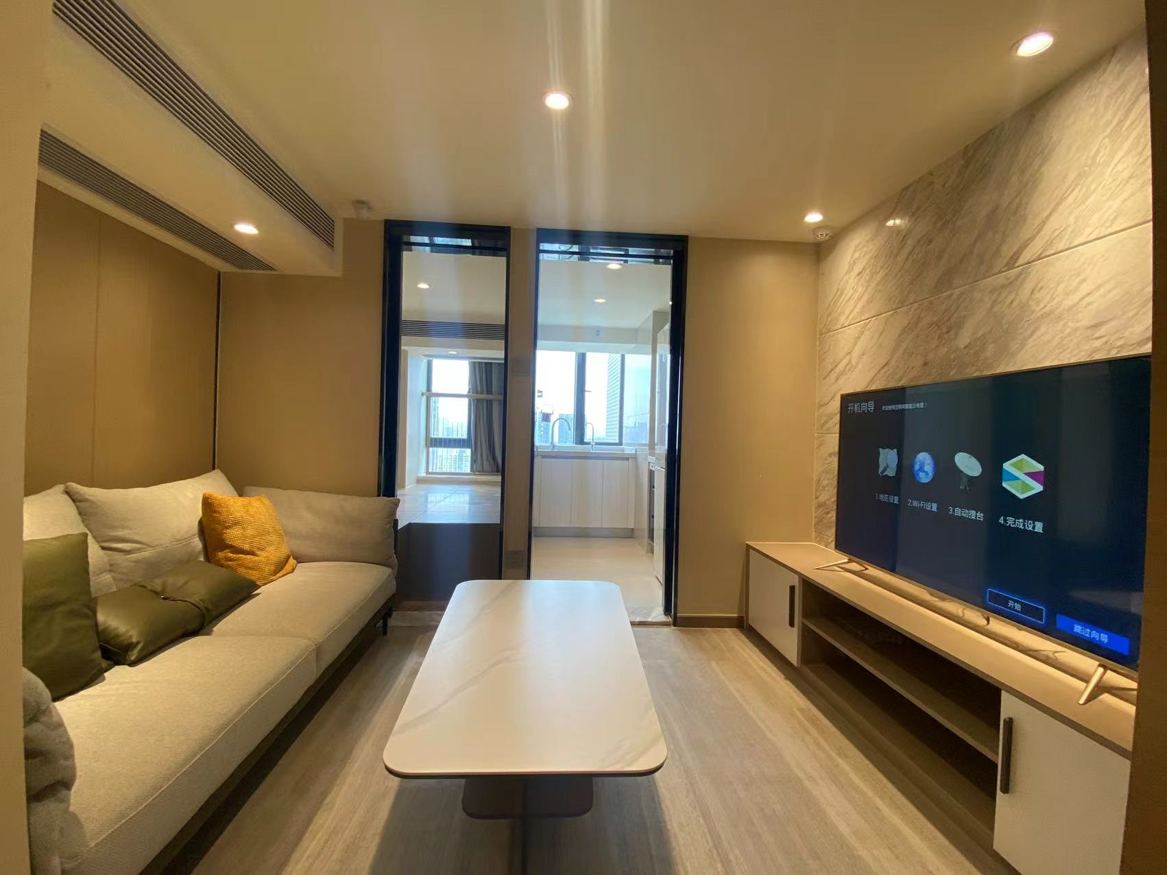 恒大城市之光复试1+1房家电齐全拎包入住