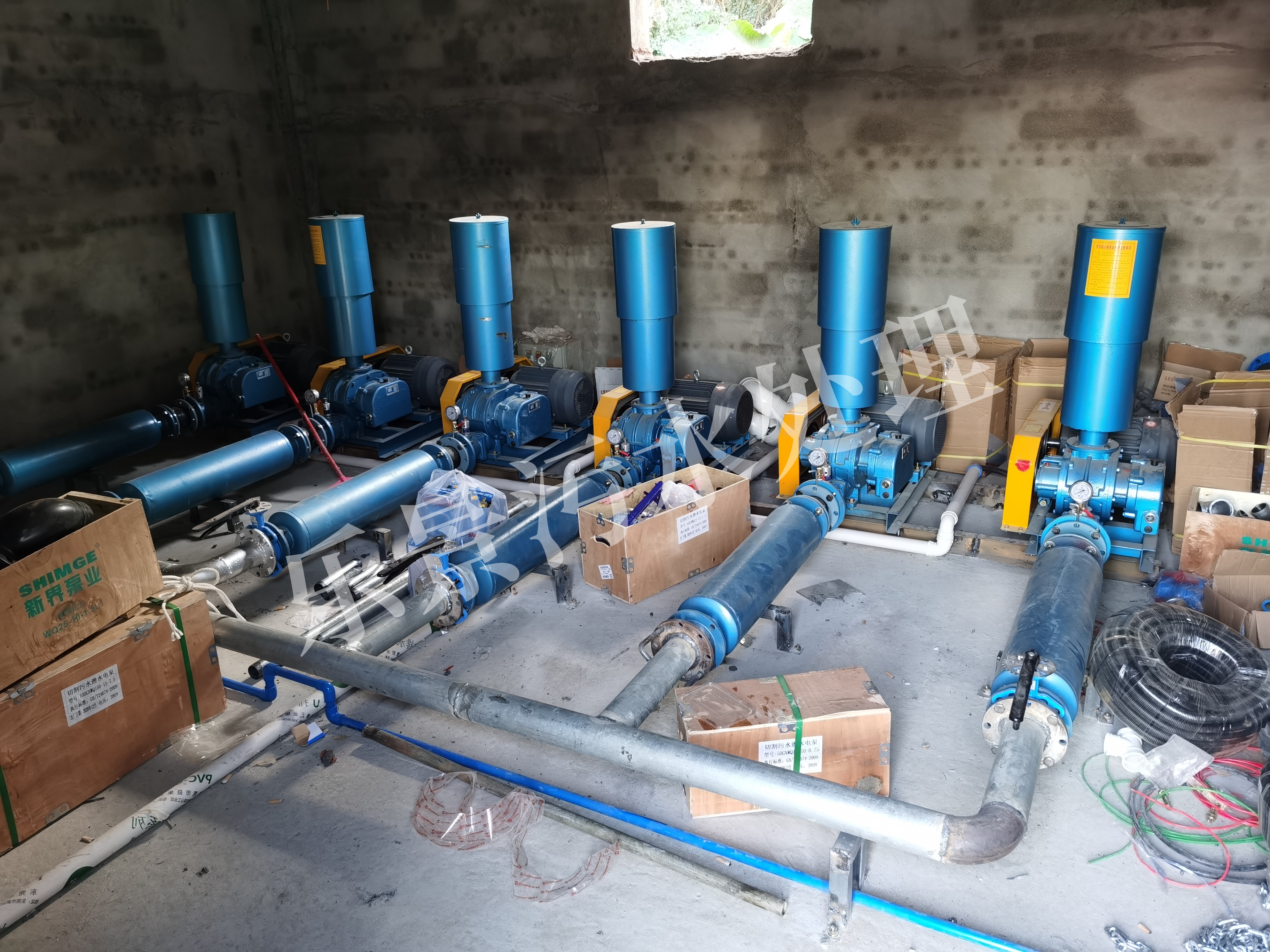 江門項目-6臺羅茨風(fēng)機(jī)安裝完畢-樂景