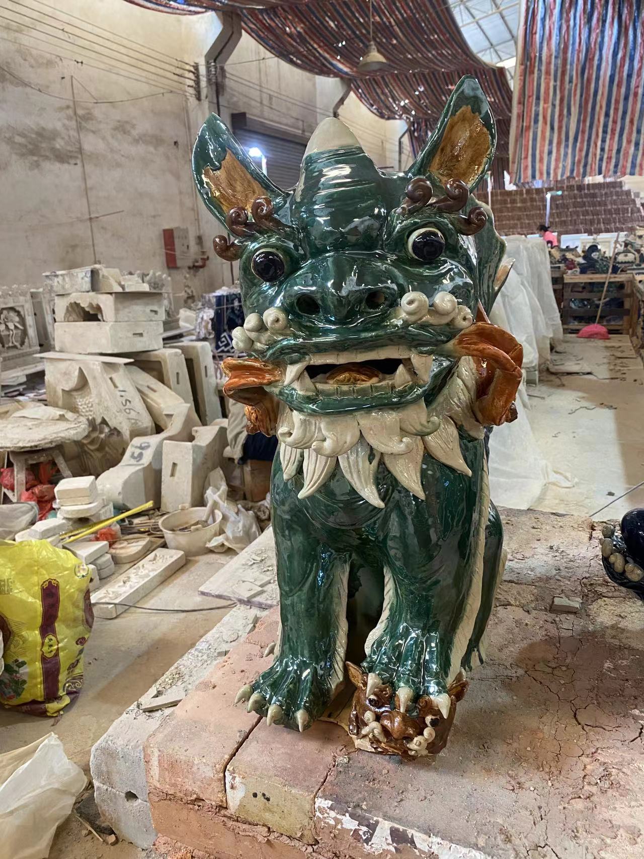 80公分高大彩帶獅子