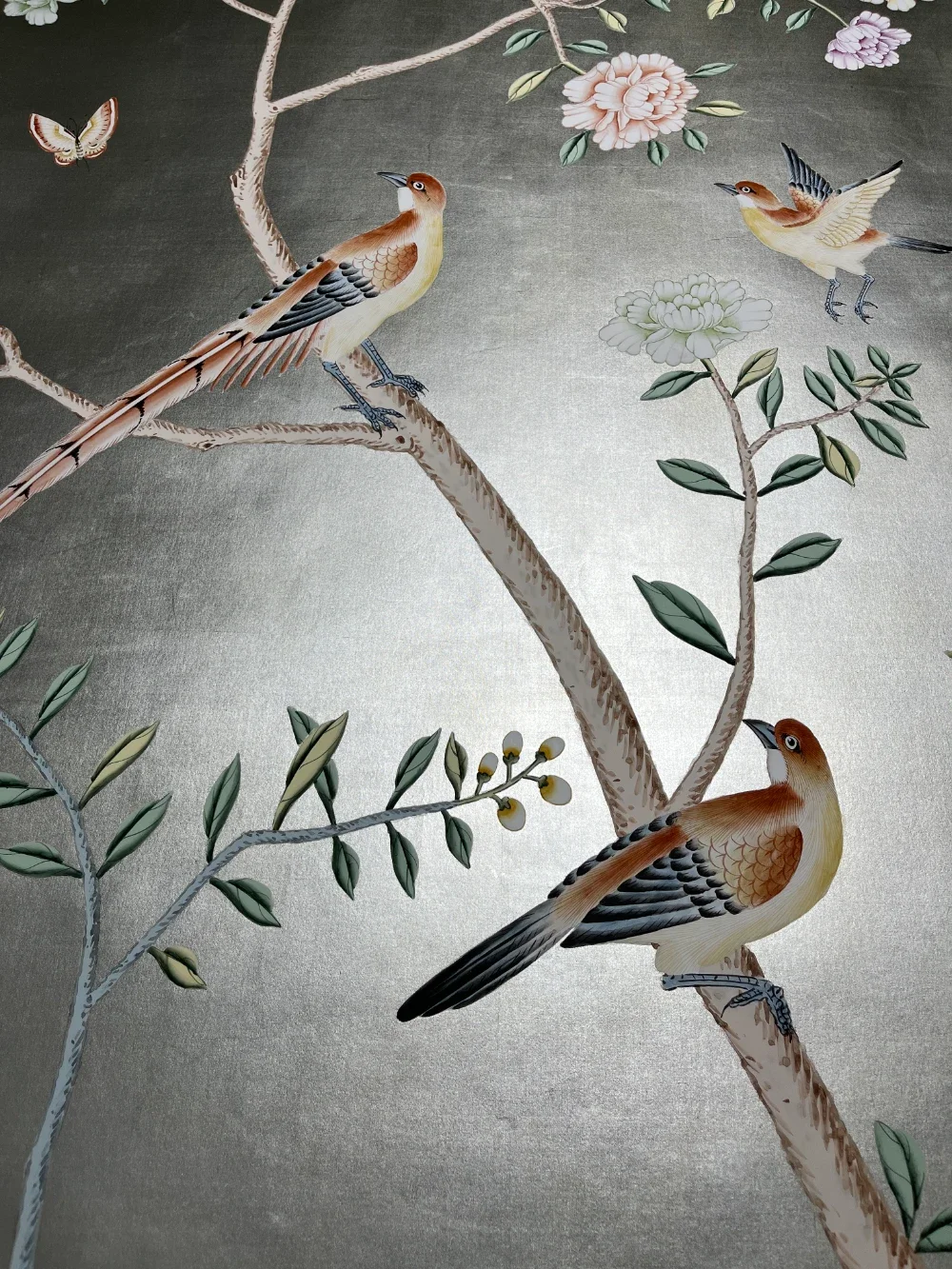 シノワズリーの壁紙手描きのアートワークのシルバー品質