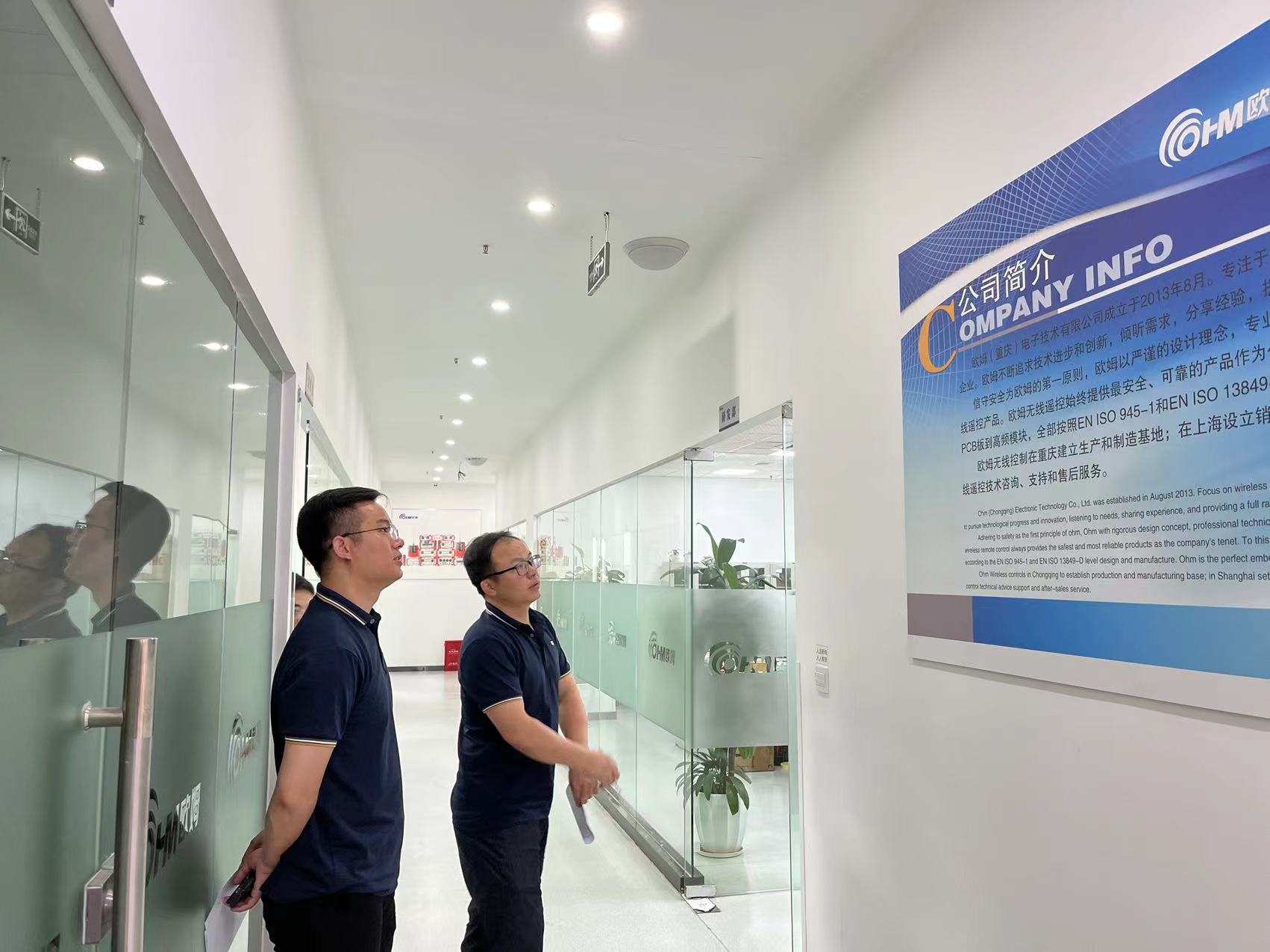 1b8e86bb1a2c2e836ab3b816b1c1542.jpg 1b8e86bb1a2c2e836ab3b816b1c1542.jpg