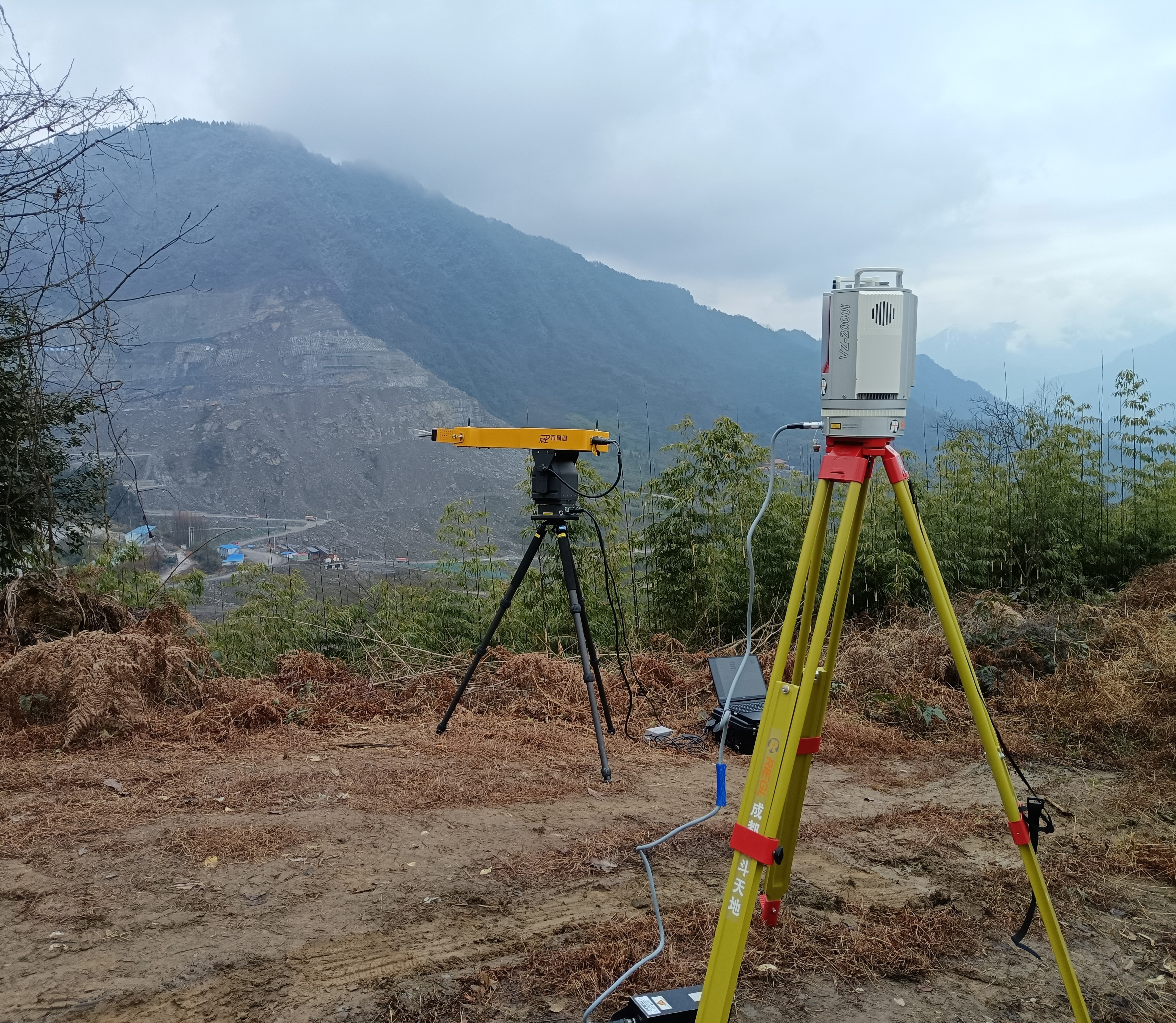 RIEGL-VZ2000i+邊坡雷達