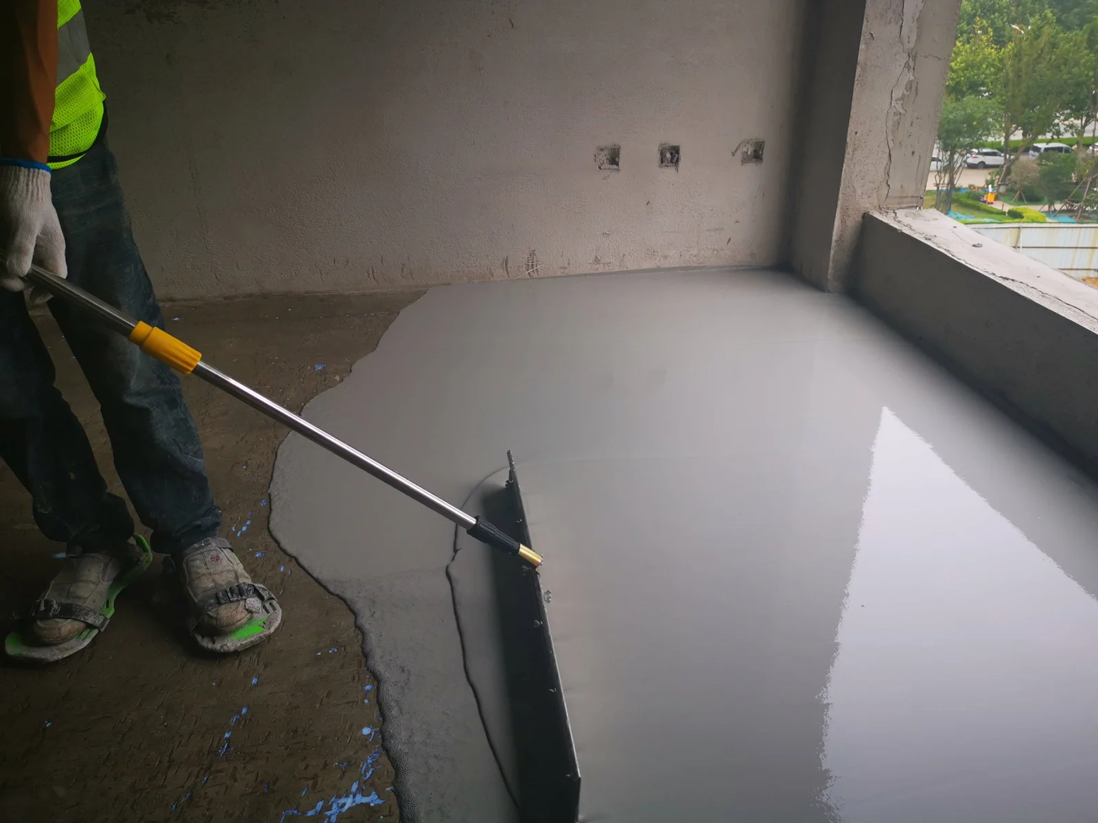 ⑥水泥自流平地面.jpg