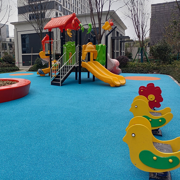 嘉興海寧新海小區游樂場塑膠跑道