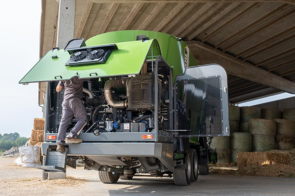 攪拌車的攪拌裝置是由什么組成的呢？