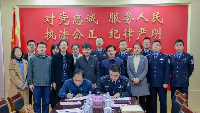 馬克思主義學(xué)院黨委工作巡禮