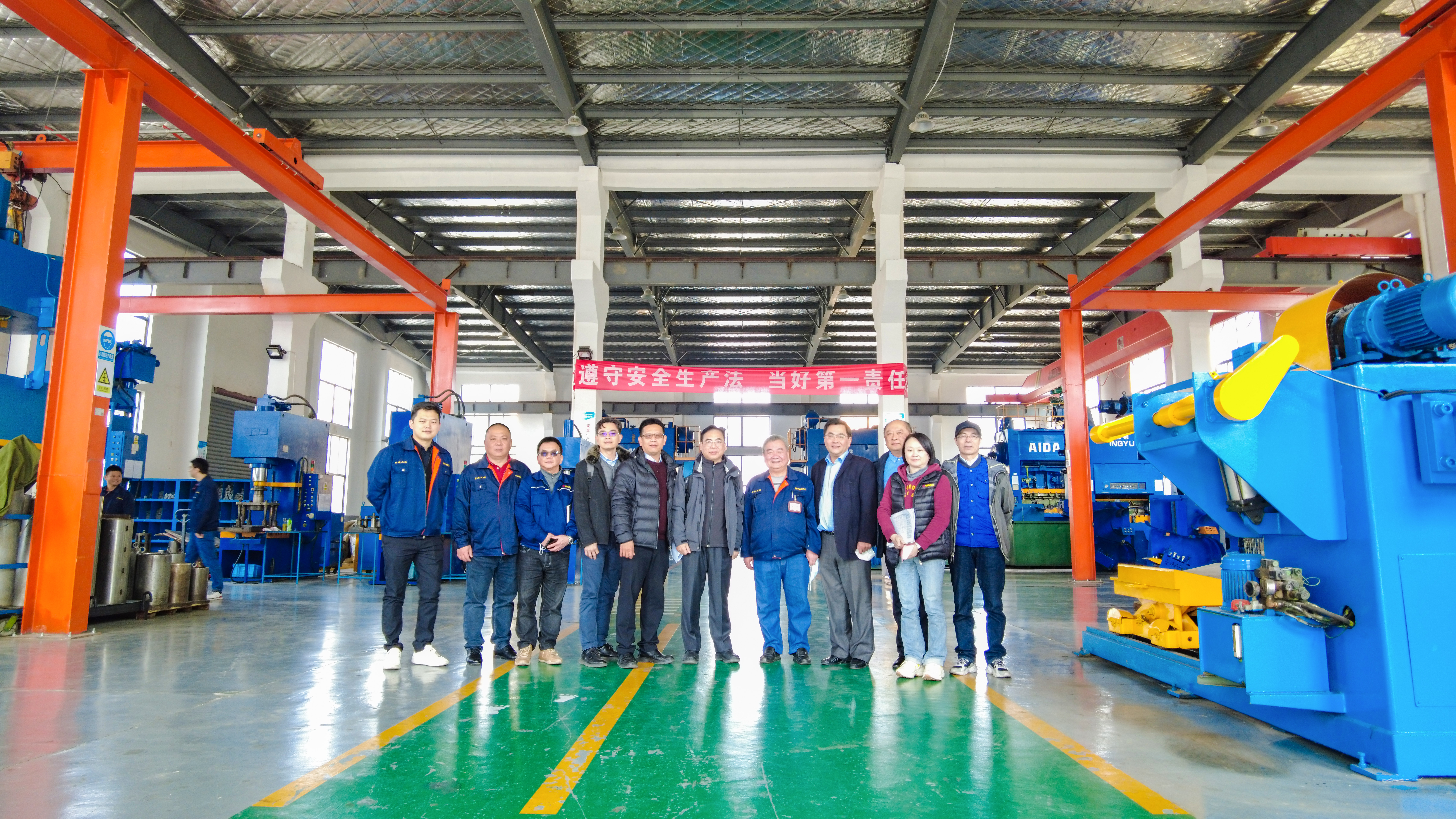 熱烈歡迎大同電機領(lǐng)導一行蒞臨我司指導！