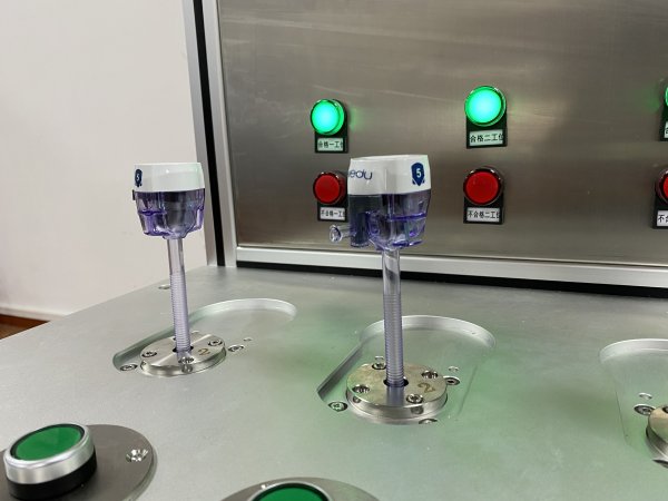 044 穿刺器氣密性試驗臺