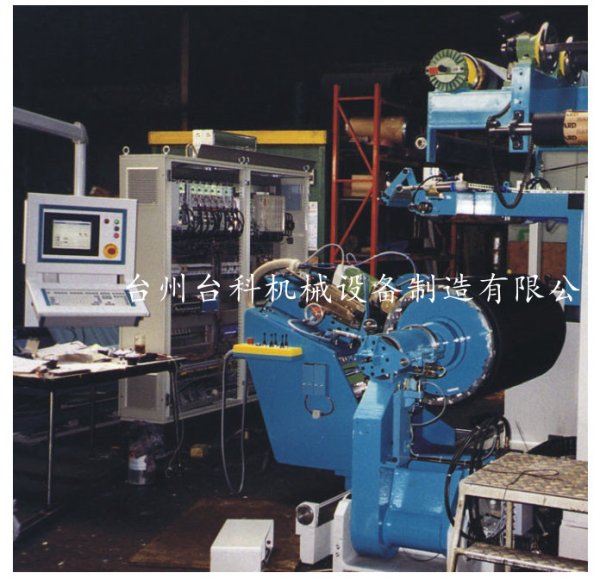 DCV-3600膨脹鼓成型切割機