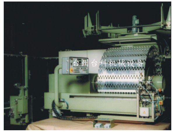DCV-5400膨脹鼓成型機