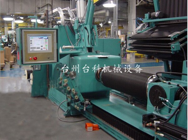 DCX-2400橡膠模壓多楔帶成型機