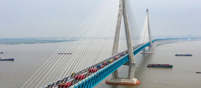 百佳科航系留&reg;無人機