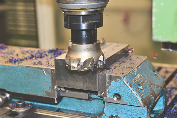 五金模具維護(hù)修理常見問題解析