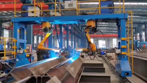 龍門焊接機器人