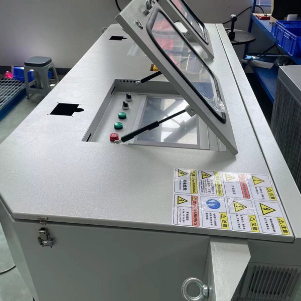 履帶移動破智能控制柜