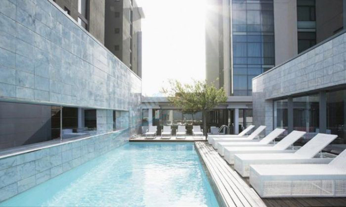 商業戶外升降泳池