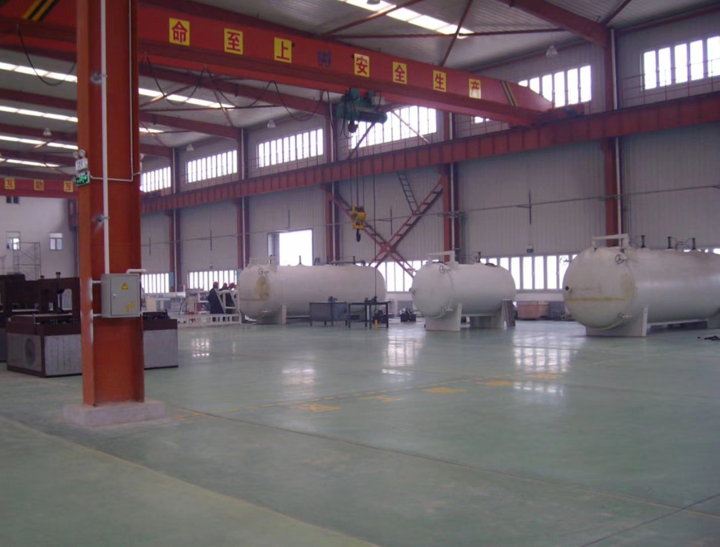 國(guó)內(nèi)外眾多家居企業(yè)采用的高頻設(shè)備有什么優(yōu)點(diǎn)