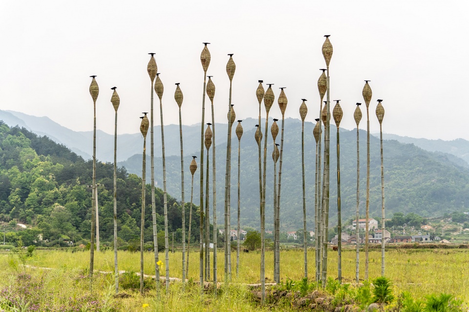 001-bamboo-lamp-art-installation-bamboo-star-china-by-haoshe-space-design-960x640 (1).jpg