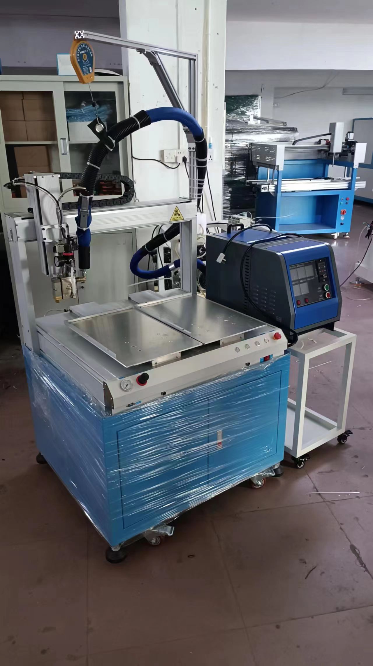 自動點膠機.jpg