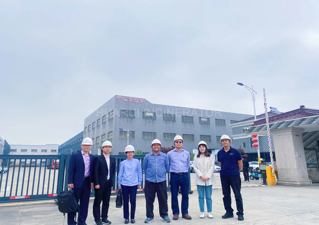 Warmly and sincerely welcome foreign customers' coming!
