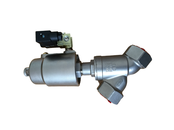 Pneumatic angle seat valve