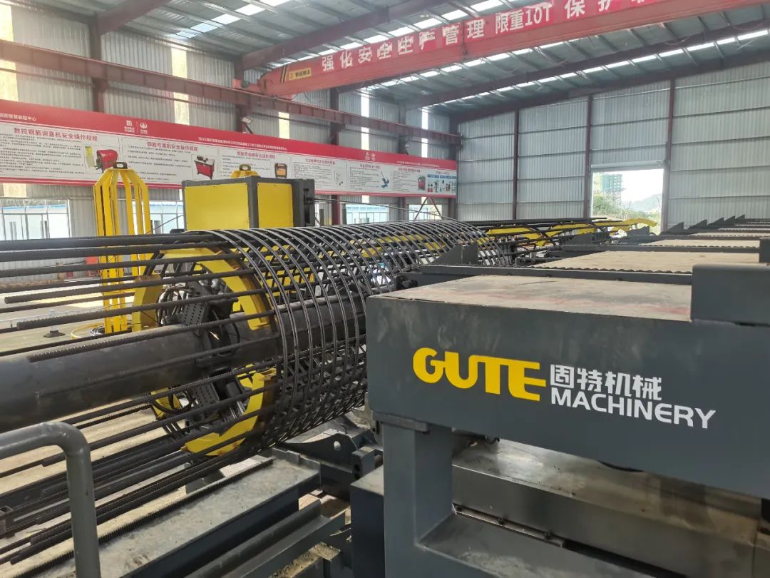 news-1-1 Fully automatic rebar cage welding station with 8 welding robots