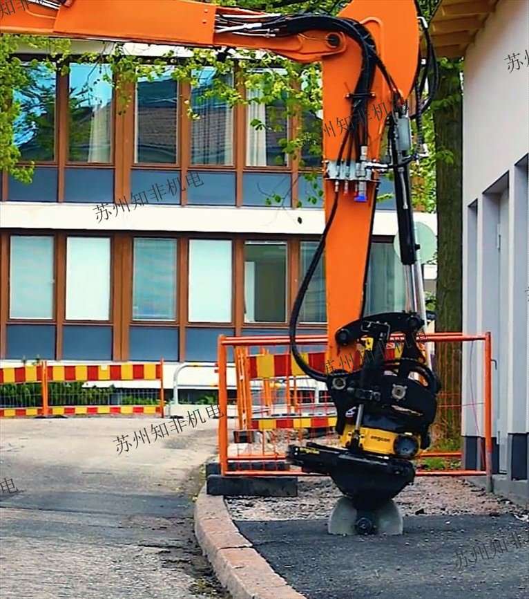 dynaset挖機(jī)改造.JPG