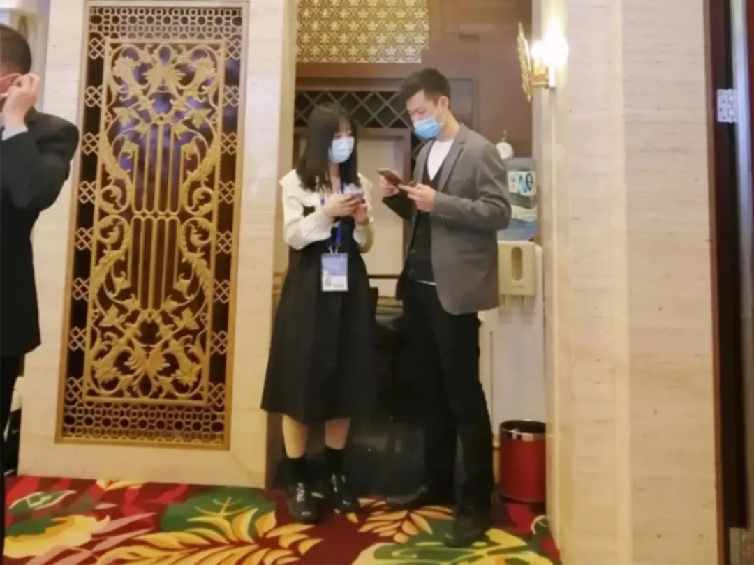 永乐高ylg8888在高交会现场.jpg