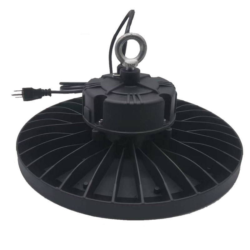 UFO椋炵(tong)�鐏(zun)疊嬈�