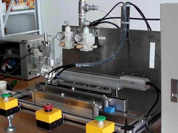 061 留置針管硅油涂布機
