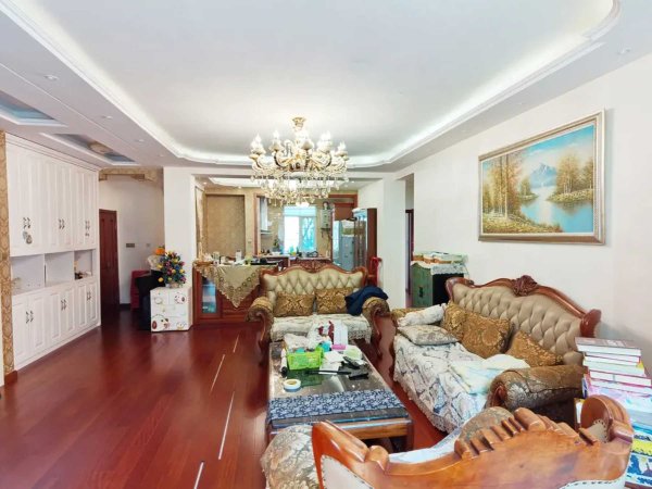 青特小鎮 全新品牌家具家電 婚房裝修一次未住 拎包入住