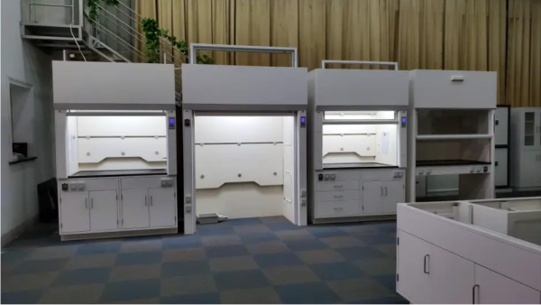 全鋼通風柜和不銹鋼通風柜的對比