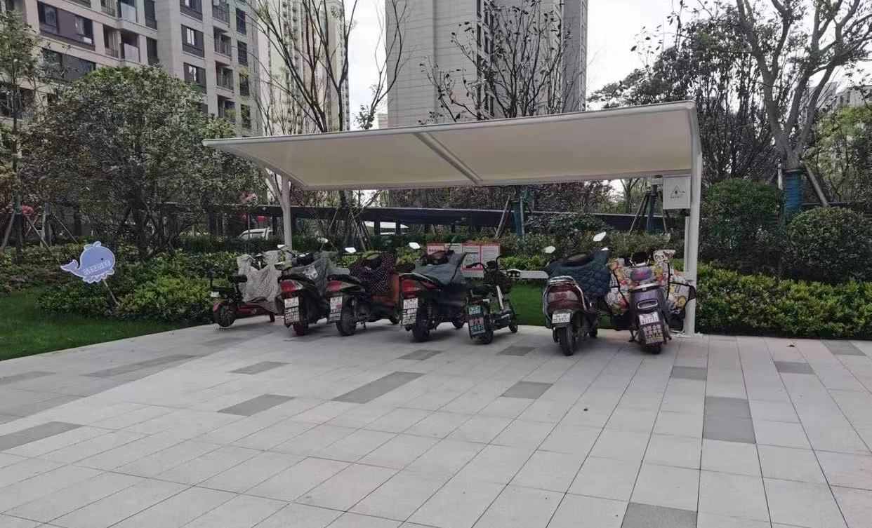 小區(qū)膜結(jié)構(gòu)電動(dòng)車篷