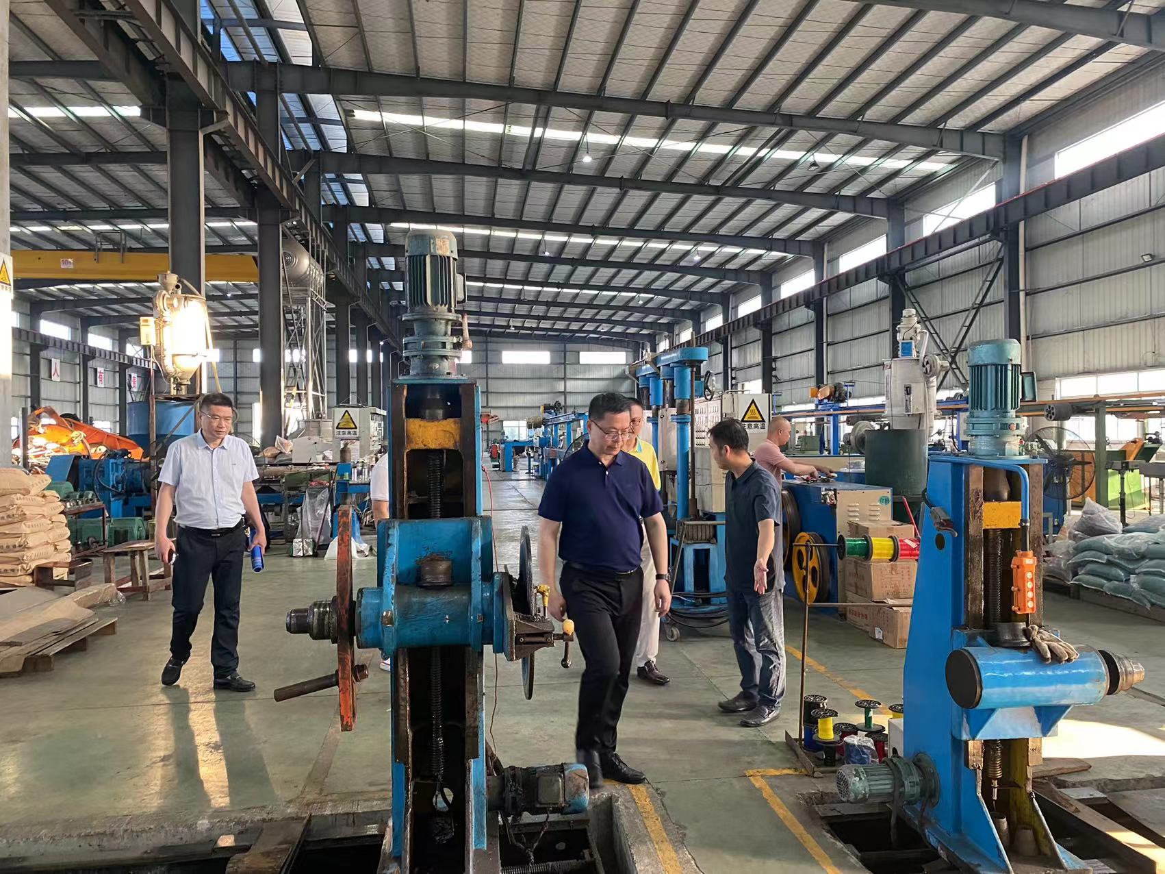 『amg·新葡萄88833(macau)股份有限公司电缆』【齐头并进 共筑未来】热烈欢迎市科协领导莅临amg·新葡萄88833(macau)股份有限公司电缆调研指导工作！