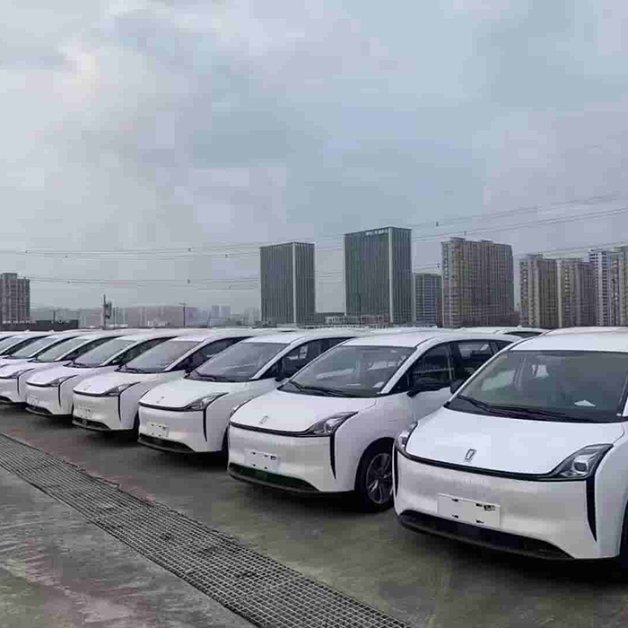 庫(kù)房車(chē)源