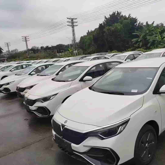 庫(kù)房車(chē)源