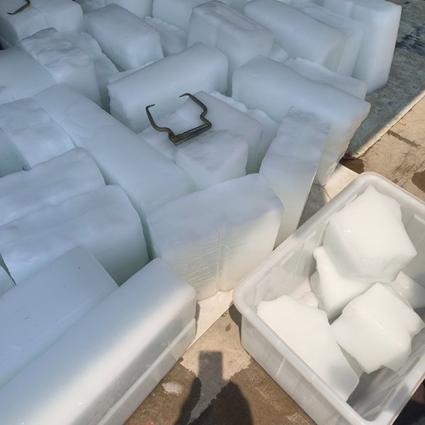專業(yè)冰雕冰塊