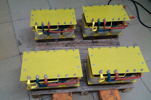 穩(wěn)壓器選購(gòu)應(yīng)遵循哪些原則