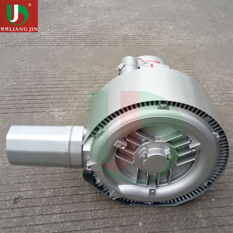 2QB-320-SAH31高壓風(fēng)機4.jpg 2QB-320-SAH31高壓風(fēng)機4.jpg