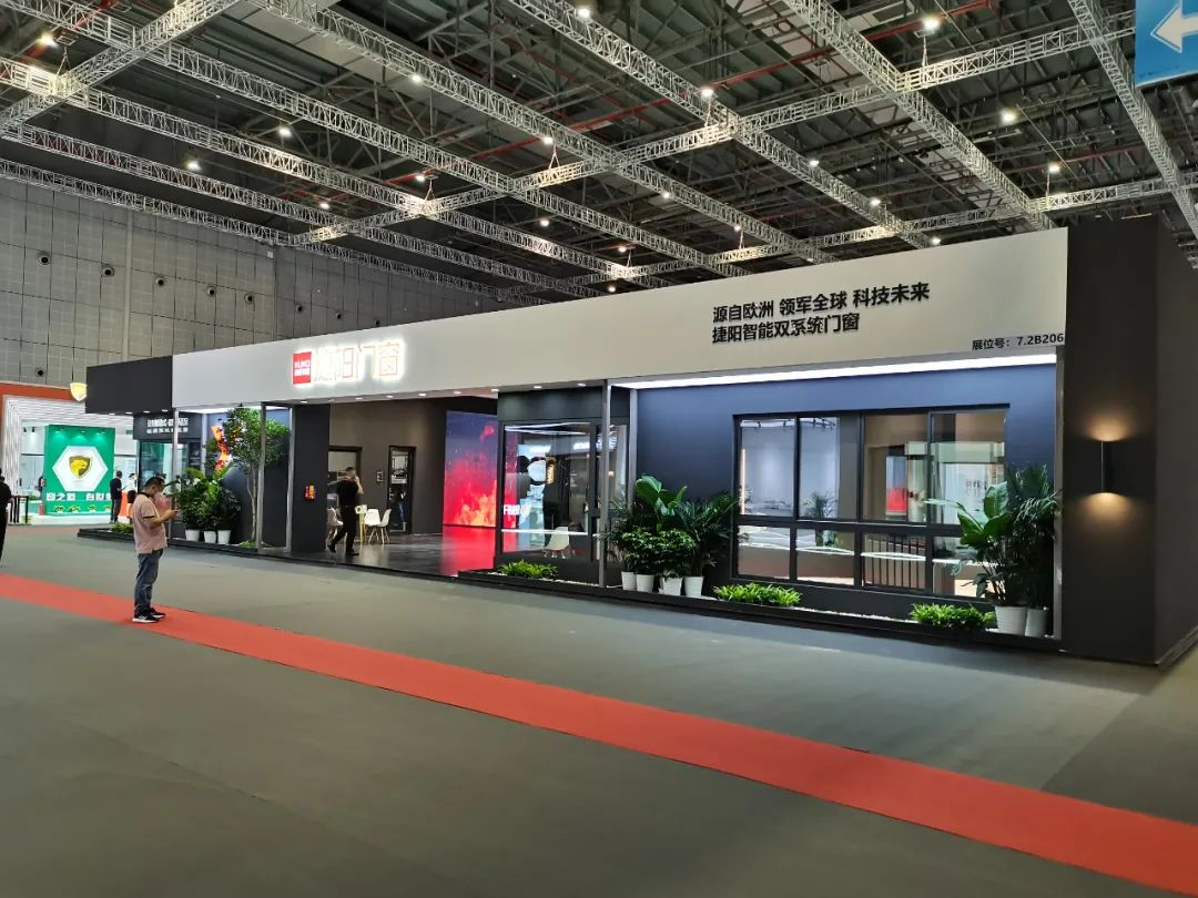 捷陽(yáng)門(mén)窗攜重磅新品，驚艷亮相2022中國(guó)建博會(huì)