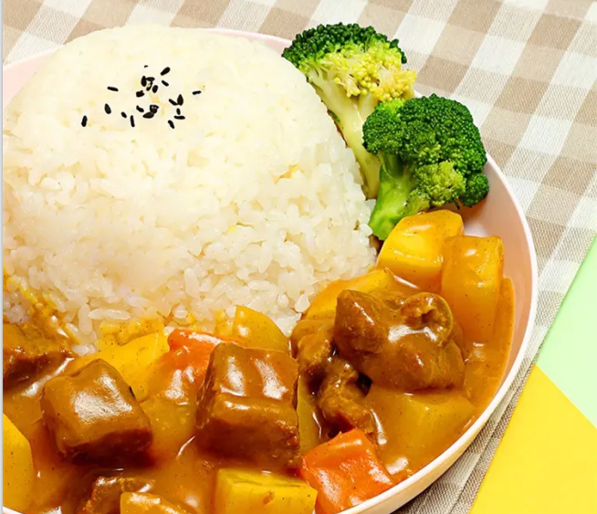 咖喱雞肉蓋澆飯