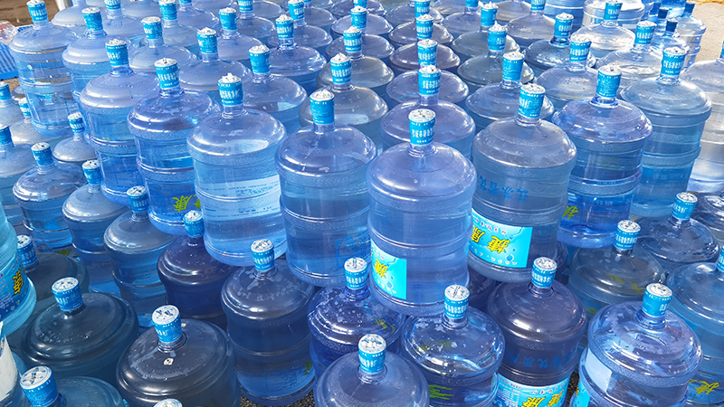 從車間到餐桌：一杯純凈水的 21 道純凈密碼?