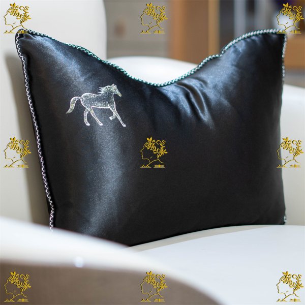 12生肖禮品定制靠枕-7、馬