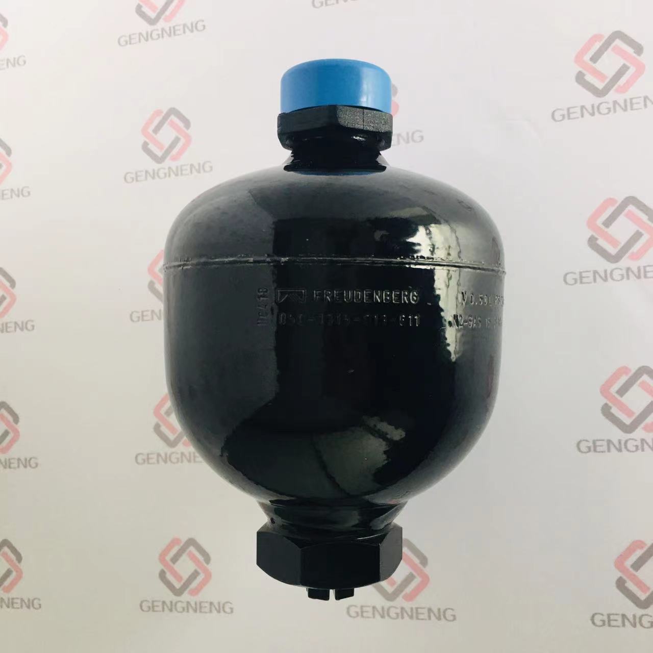 0.5L 蓄能器 （1）.jpg