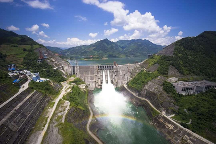 廣西龍灘水電站（9*700MW）