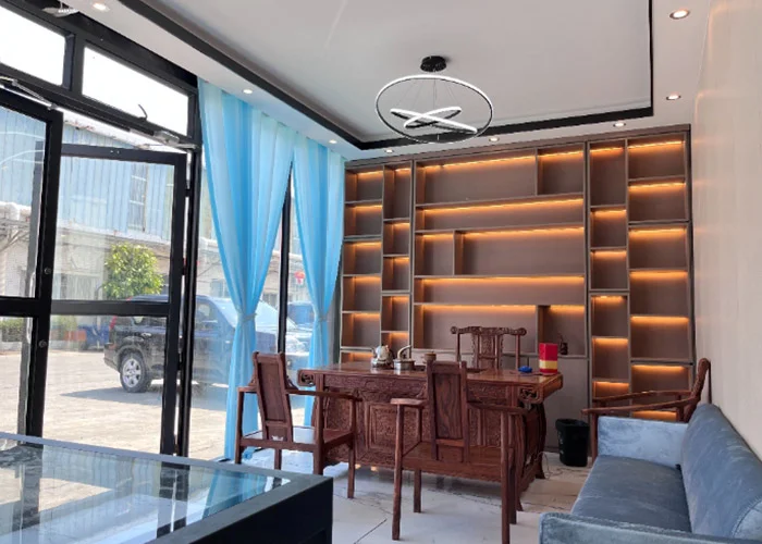 用千惠戶外陽光房打造一間茶室,別具一番風味