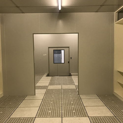 芯片生產(chǎn)車間